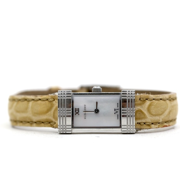 Burberry Mother Of Pearls Face Roman Letters Watch - Picture 5 of 14